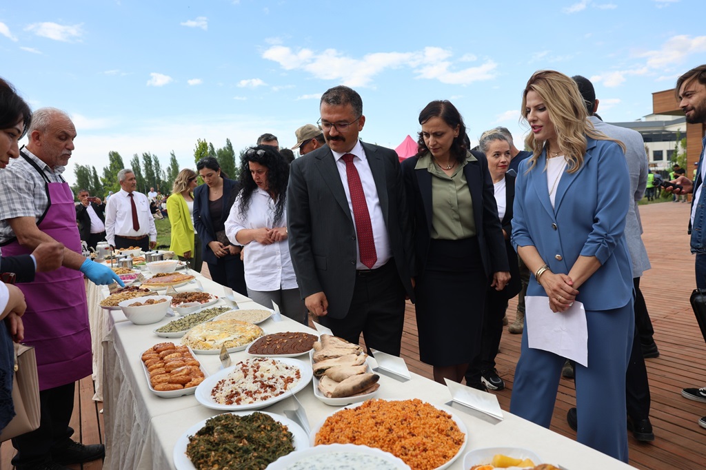 Valimiz Ercan Turan, Türk Mutfağı Haftası Dolayısıyla Düzenlenen Programa Katıldı.